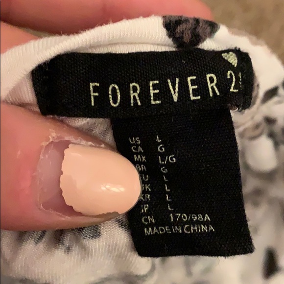 Forever 21 White & Brown Floral T-Shirt - Picture 3 of 3